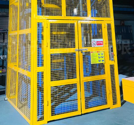 平昌货梯可以安装在室外吗